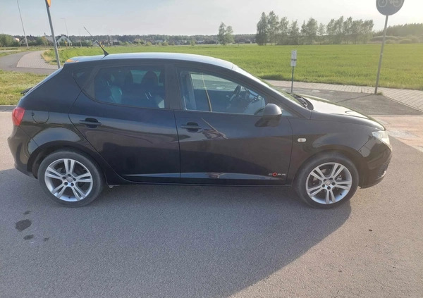 Seat Ibiza cena 23000 przebieg: 157000, rok produkcji 2011 z Płock małe 79